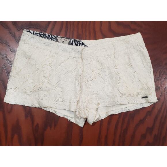Volcom Ivory Cream White Floral Lace Overlay Shorty Shorts - Picture 1 of 7